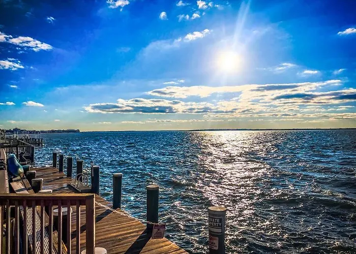Holiday home Stunning 2br/2ba Bayfront Retreat Ocean City