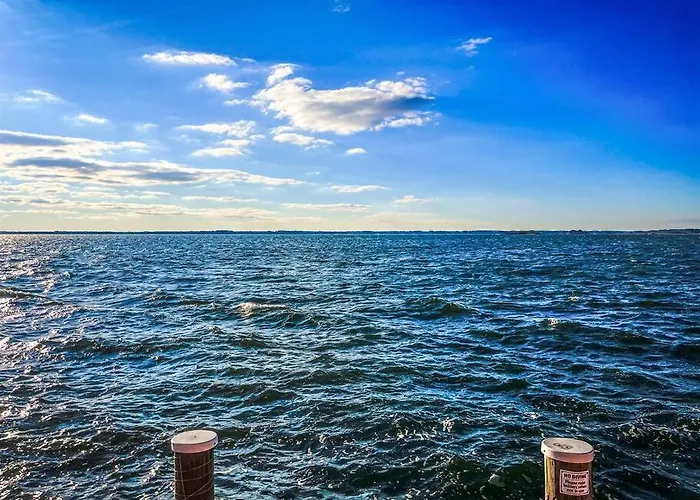 Stunning 2br/2ba Bayfront Retreat * Ocean City
