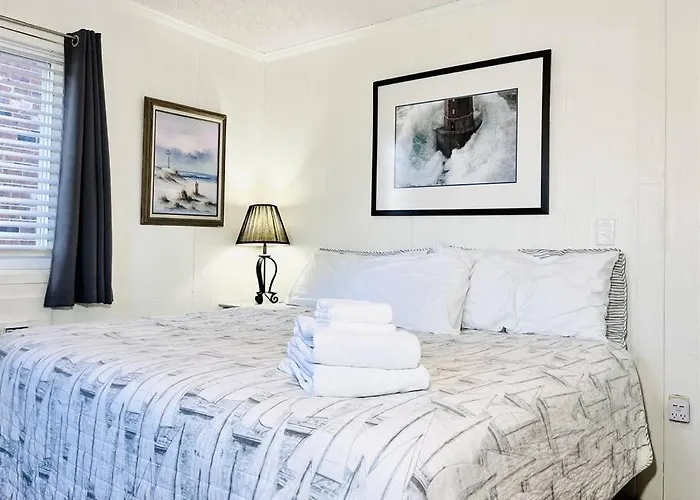 Stunning 2br/2ba Bayfront Retreat Ocean City