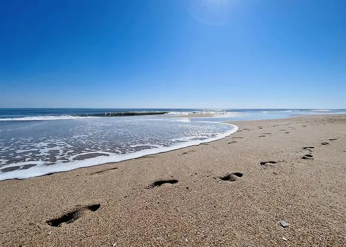 Stunning 2br/2ba Bayfront Retreat